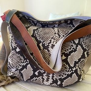 EBARRITO Leather Handbag